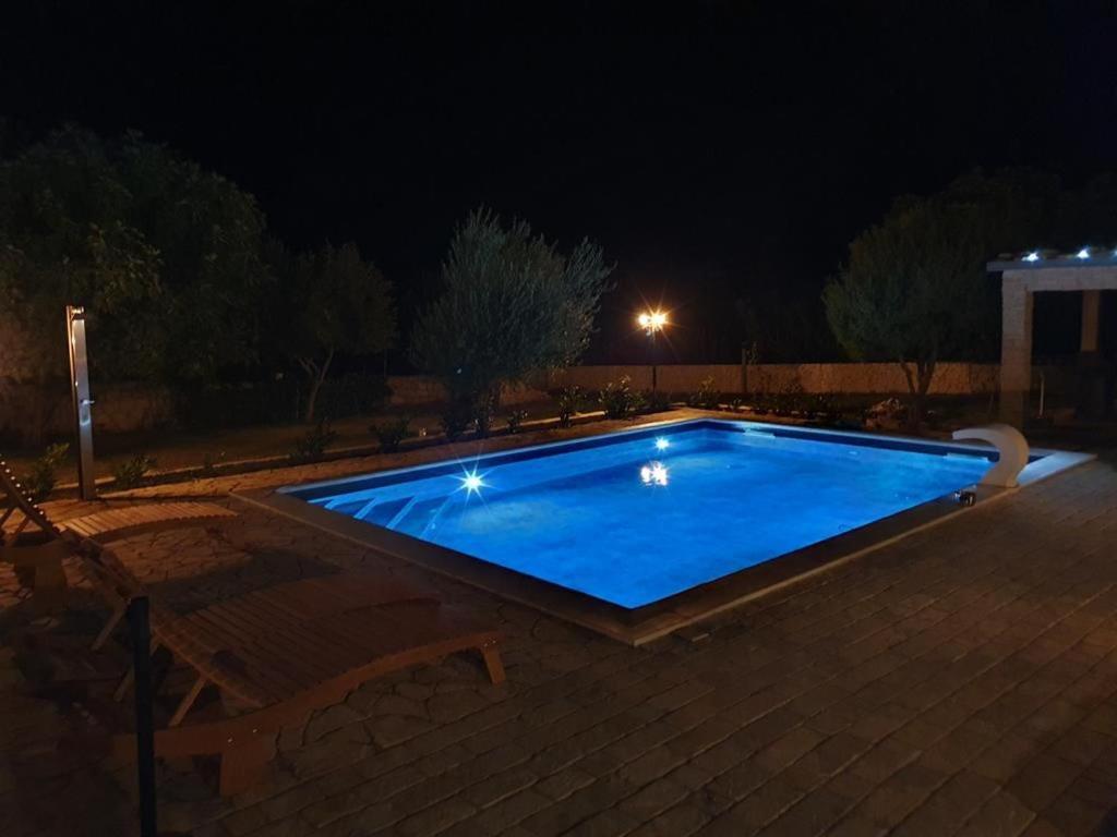 Villa Pag Dubrava Relax With Pool Bosana Exteriör bild