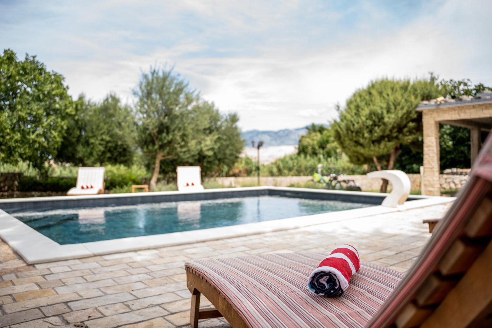 Villa Pag Dubrava Relax With Pool Bosana Exteriör bild